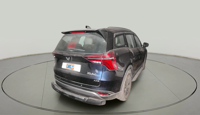 2022 Mahindra XUV700 AX 5 P MT 7 STR, Petrol, Manual, 26,271 km, exterior