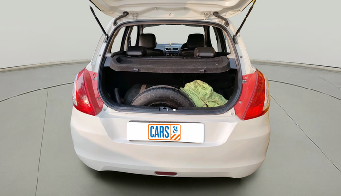 2016 Maruti Swift VXI, Petrol, Manual, 1,53,405 km, exterior