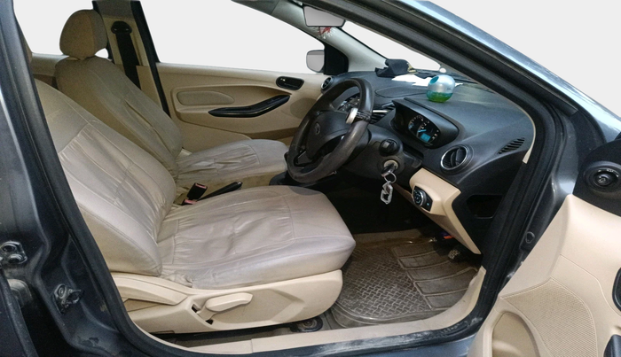 2017 Ford Figo Aspire TITANIUM 1.2 PETROL, Petrol, Manual, 61,651 km, interior