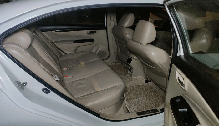 2016 Maruti Ciaz ZDI+ SHVS, Diesel, Manual, 1,93,057 km, interior