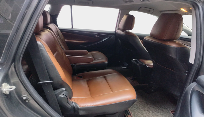 2018 Toyota Innova Crysta 2.8 GX AT 7 STR, Diesel, Automatic, 1,32,351 km, interior