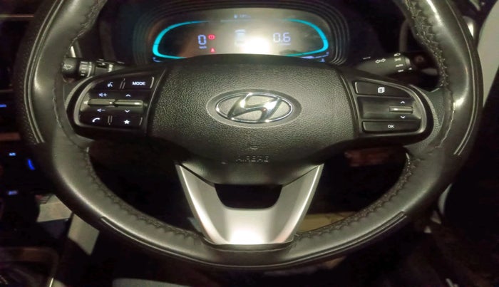 2024 Hyundai VENUE S(O) 1.2, Petrol, Manual, 12,553 km, interior