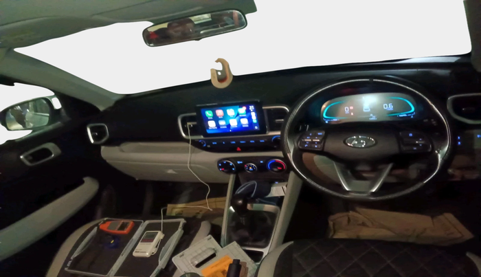 2024 Hyundai VENUE S(O) 1.2, Petrol, Manual, 12,553 km, interior