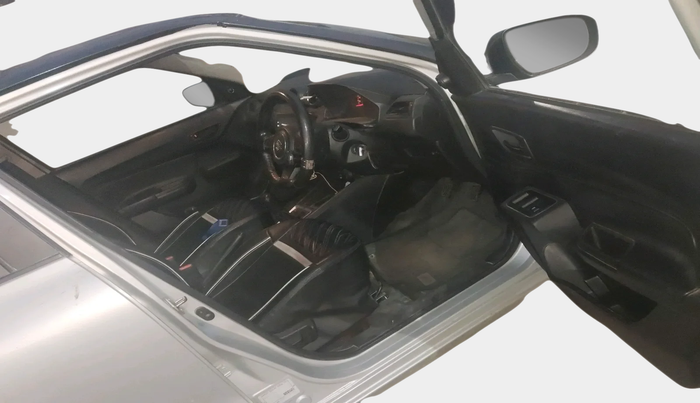 2020 Maruti Swift LXI, Petrol, Manual, 38,271 km, interior