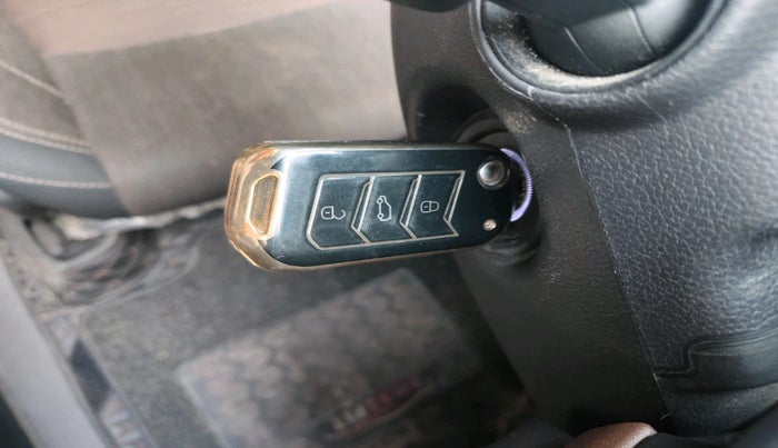 2023 Mahindra SCORPIO-N Z6 DIESEL MT 2WD 7 STR, Diesel, Manual, 9,920 km, interior