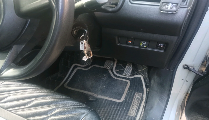 2019 Maruti Swift LXI, Petrol, Manual, 49,226 km, interior