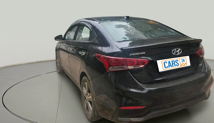 2019 Hyundai Verna 1.6 CRDI SX, Diesel, Manual, 82,136 km, exterior