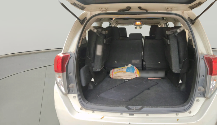 2019 Toyota Innova Crysta 2.4 VX 8 STR, Diesel, Manual, 86,687 km, exterior