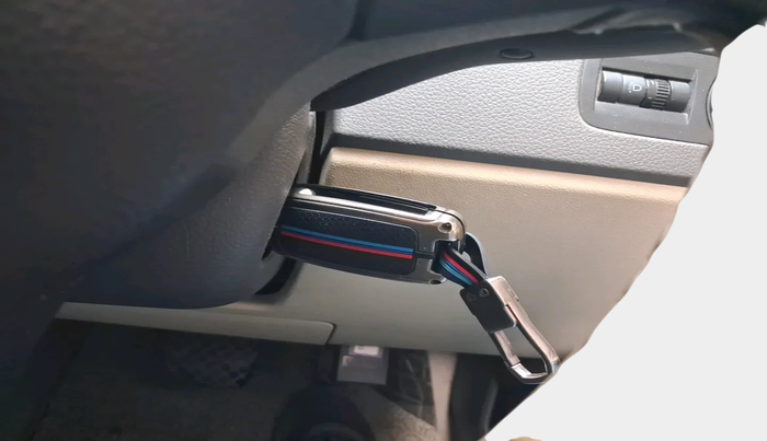 2011 Volkswagen Vento HIGHLINE PETROL AT, Petrol, Automatic, 59,796 km, interior