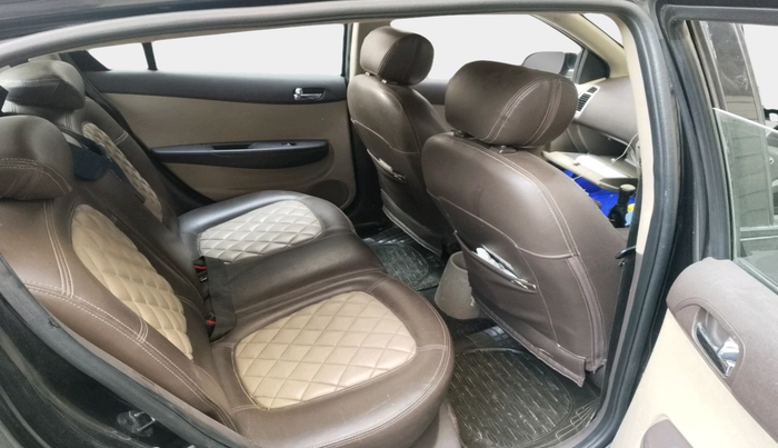 2011 Hyundai i20 SPORTZ 1.2, Petrol, Manual, 1,31,448 km, interior