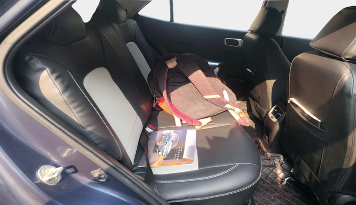 2021 Hyundai VENUE S 1.2, Petrol, Manual, 51,068 km, interior