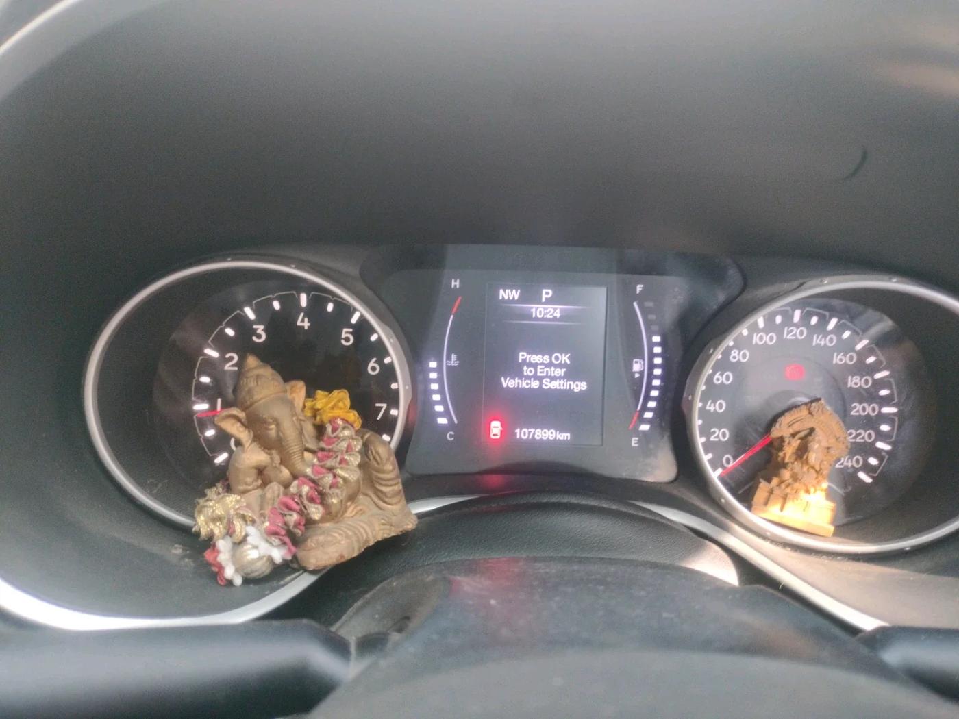 2019 Jeep Compass LIMITED PLUS PETROL AT, Petrol, Automatic, 1,07,899 km, interior