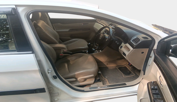 2016 Maruti Ciaz ZDI+ SHVS, Diesel, Manual, 89,805 km, interior