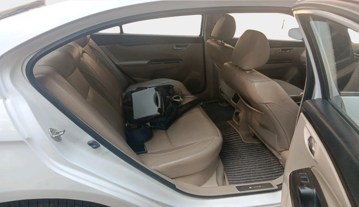 2016 Maruti Ciaz ZDI+ SHVS, Diesel, Manual, 89,805 km, interior