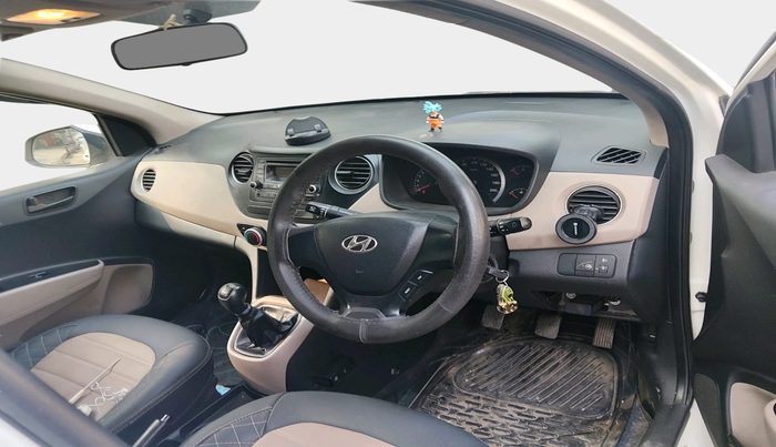 2015 Hyundai Grand i10 MAGNA 1.2 KAPPA VTVT, Petrol, Manual, 1,52,053 km, interior
