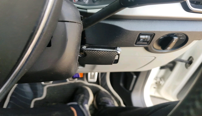 2021 Skoda KUSHAQ AMBITION 1.0L TSI MT, Petrol, Manual, 45,460 km, interior