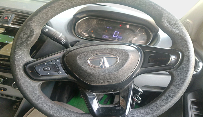 2022 Tata Tiago XT CNG, CNG, Manual, 1,07,037 km, interior