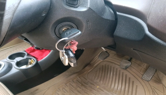 2012 Honda Brio V MT, Petrol, Manual, 67,616 km, interior