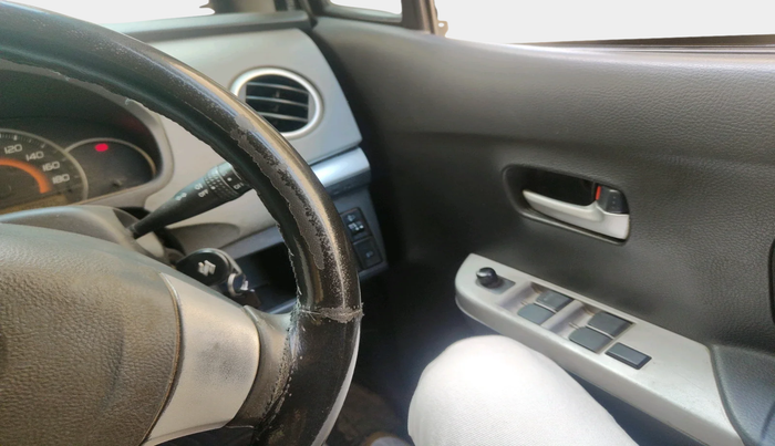 2011 Maruti Wagon R 1.0 VXI, Petrol, Manual, 1,00,905 km, interior