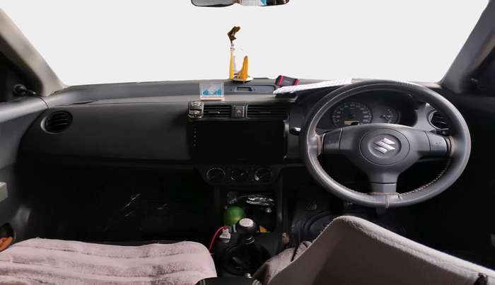 2011 Maruti Swift LXI, Petrol, Manual, 1,39,029 km, interior