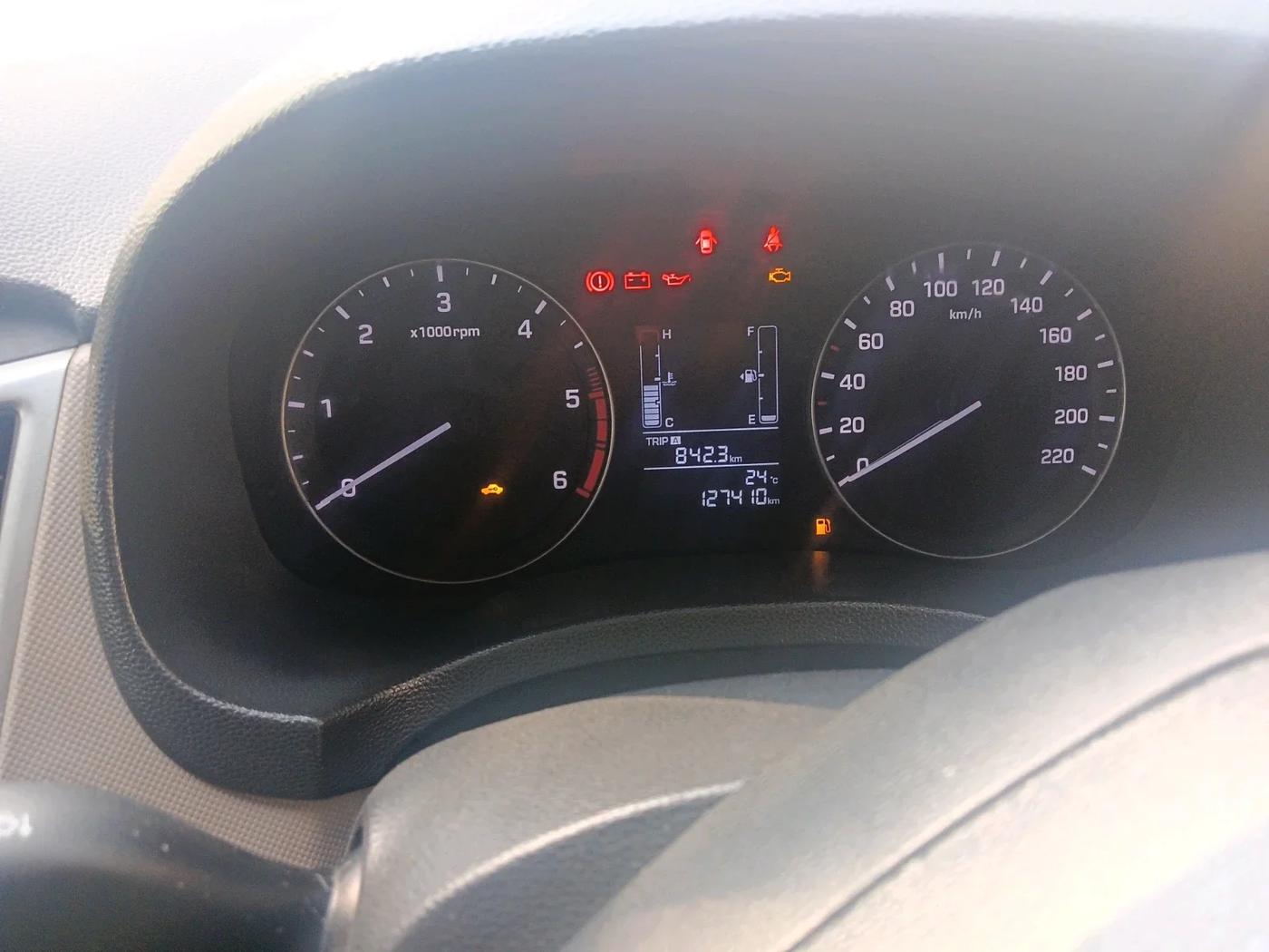 2017 Hyundai Creta E PLUS 1.4 DIESEL, Diesel, Manual, 1,27,410 km, interior