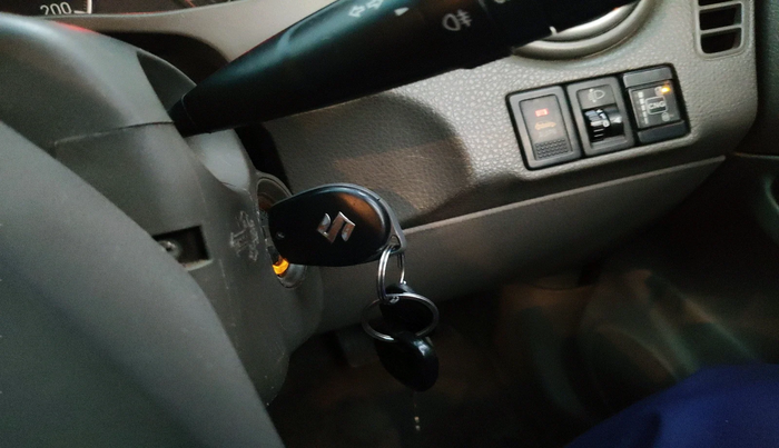 2010 Maruti SX4 VXI CNG, Petrol, Manual, 3,27,000 km, interior