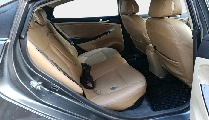 2012 Hyundai Verna FLUIDIC 1.6 VTVT SX, Petrol, Manual, 88,591 km, interior
