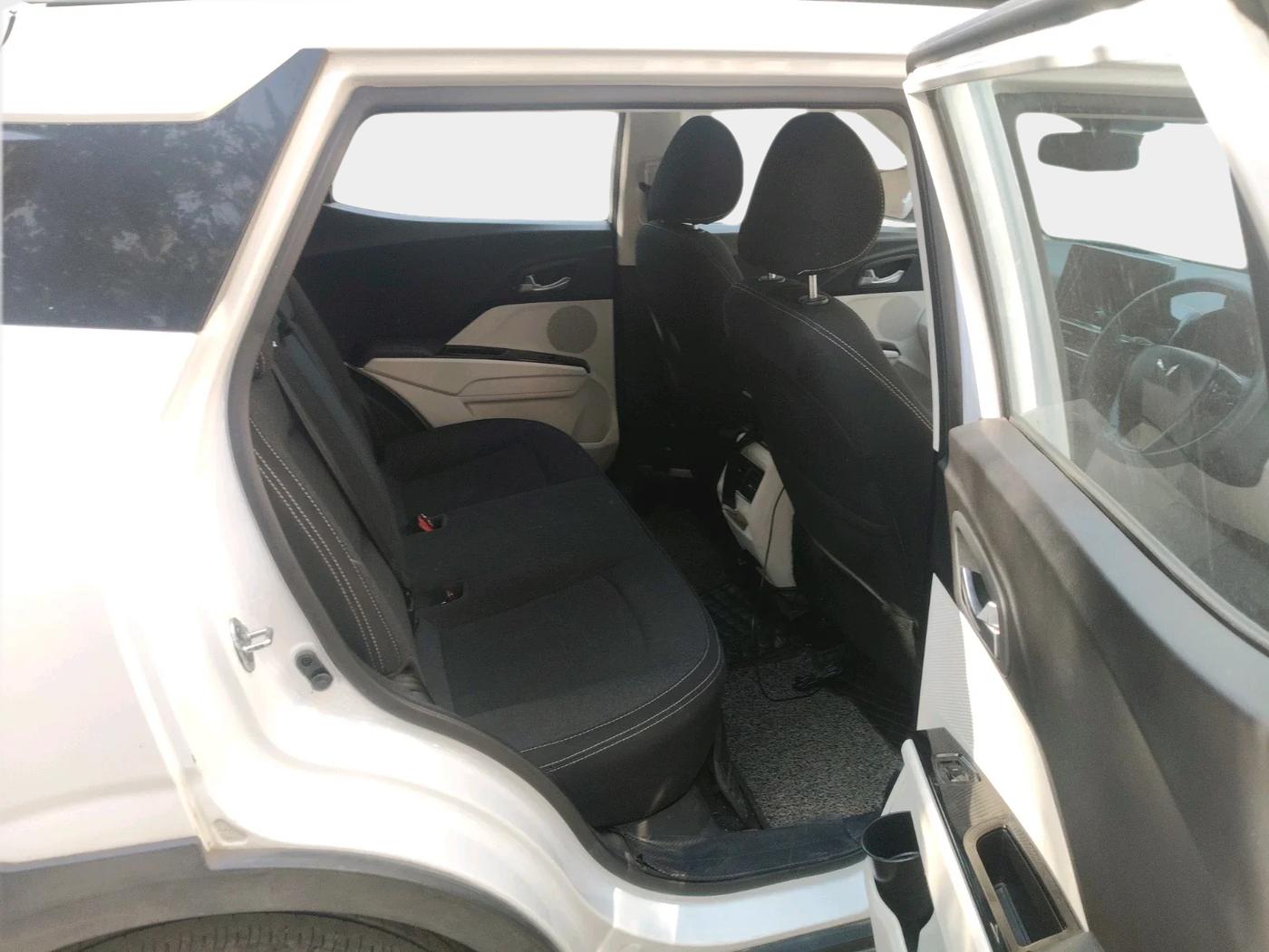 2024 Mahindra XUV 3XO AX5 1.2 L TCMPFI AT, Petrol, Automatic, 34,443 km, interior