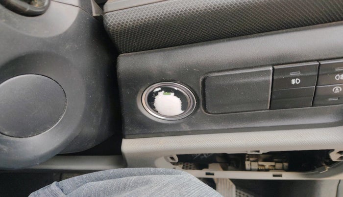 2020 Tata ALTROZ XZ PETROL, Petrol, Manual, 75,584 km, interior