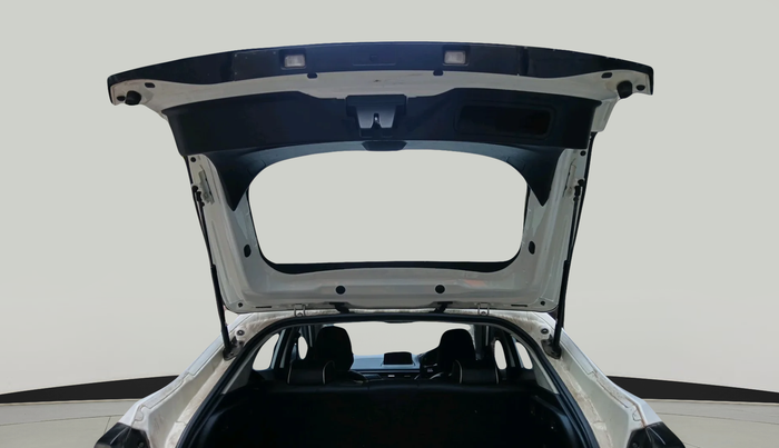 2024 Tata Curvv Pure Plus 1.2 Petrol 7DCA, Petrol, Automatic, 14,638 km, exterior