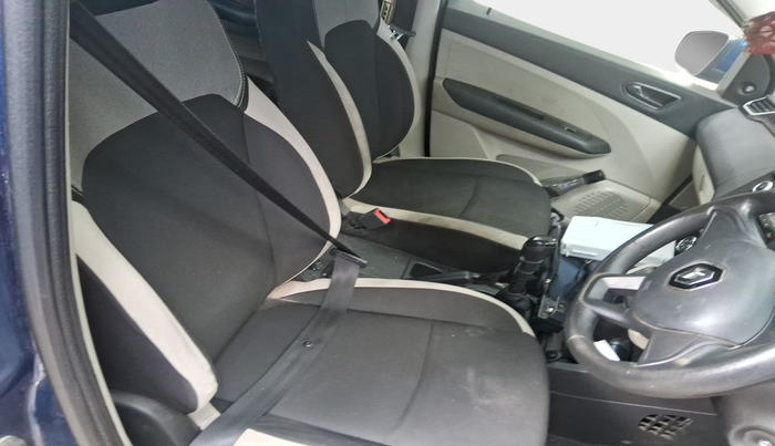 2019 Renault TRIBER RXL MT, Petrol, Manual, 99,243 km, interior
