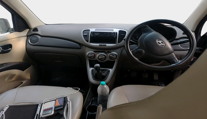 2012 Hyundai i10 MAGNA 1.2, Petrol, Manual, 98,693 km, interior