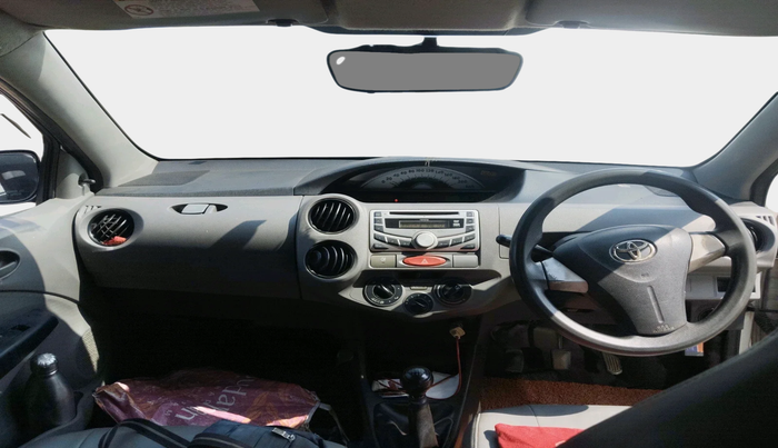 2011 Toyota Etios G, Petrol, Manual, 1,46,389 km, interior