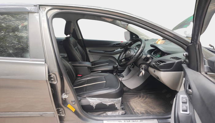 2020 Tata Tiago XE PETROL, Petrol, Manual, 33,784 km, interior