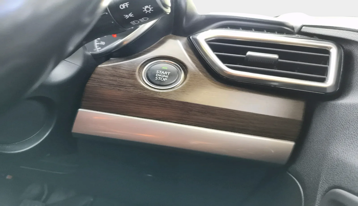 2019 Tata Harrier XZ 2.0L, Diesel, Manual, 1,14,583 km, interior