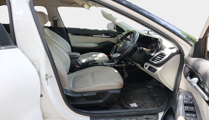 2019 KIA SELTOS HTX IVT 1.5 PETROL, Petrol, Automatic, 55,411 km, interior