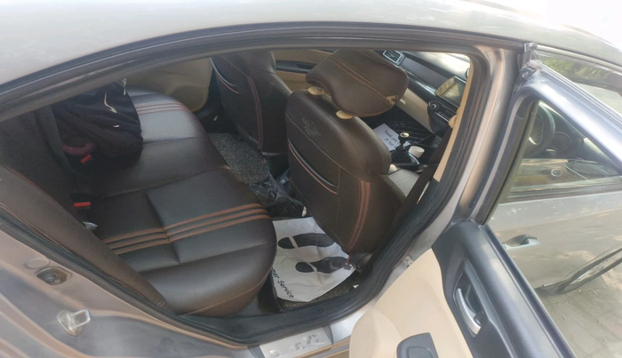 2018 Honda Amaze 1.2L I-VTEC VX, CNG, Manual, 68,873 km, interior