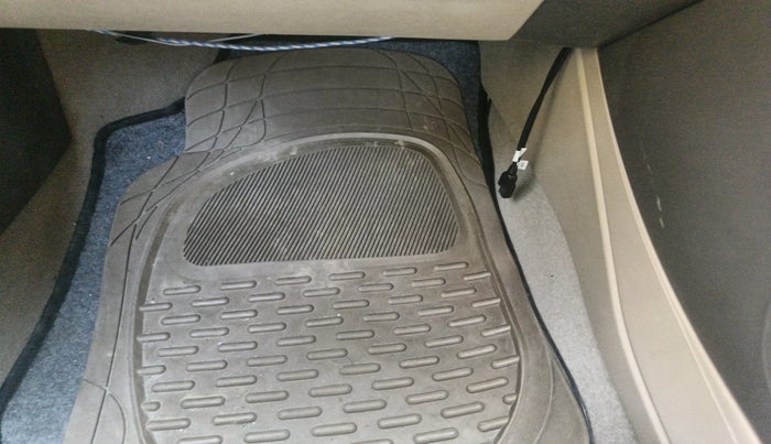 2016 Volkswagen Vento HIGHLINE PETROL AT, Petrol, Automatic, 49,147 km, interior