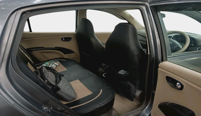 2012 Hyundai i10 MAGNA 1.2, Petrol, Manual, 52,313 km, interior