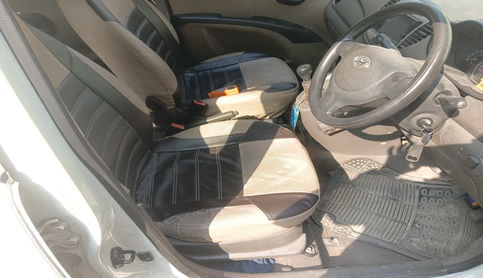 2013 Hyundai i10 ERA 1.1, Petrol, Manual, 90,822 km, interior