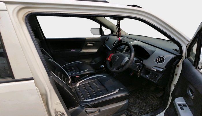 2011 Maruti Wagon R 1.0 LXI, Petrol, Manual, 38,814 km, interior