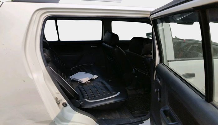 2011 Maruti Wagon R 1.0 LXI, Petrol, Manual, 38,814 km, interior