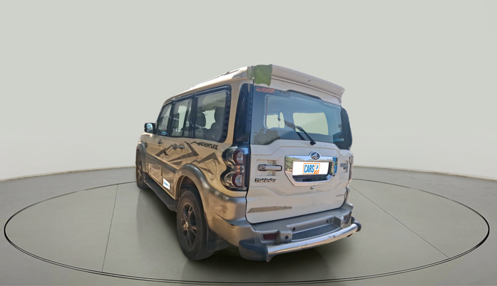 2017 Mahindra Scorpio S10 1.99 INTELLI-HYBRID, Diesel, Manual, 40,126 km, exterior