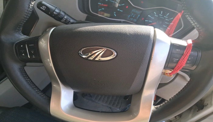 2017 Mahindra Scorpio S10 1.99 INTELLI-HYBRID, Diesel, Manual, 40,126 km, interior