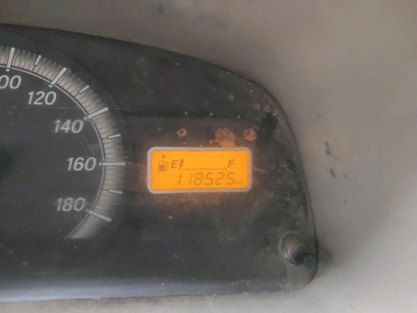 2016 Maruti Eeco 7 STR, CNG, Manual, 1,18,525 km, interior