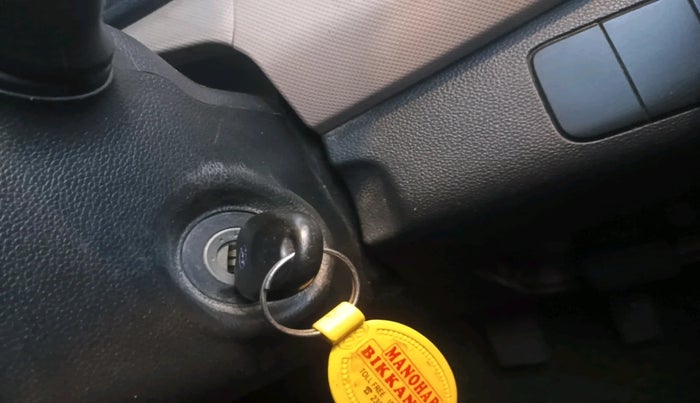 2017 Hyundai Grand i10 SPORTZ U2 1.2 CRDI, Diesel, Manual, 92,473 km, interior