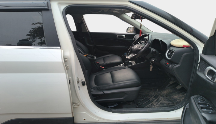 2020 Hyundai VENUE S 1.2, Petrol, Manual, 1,03,758 km, interior