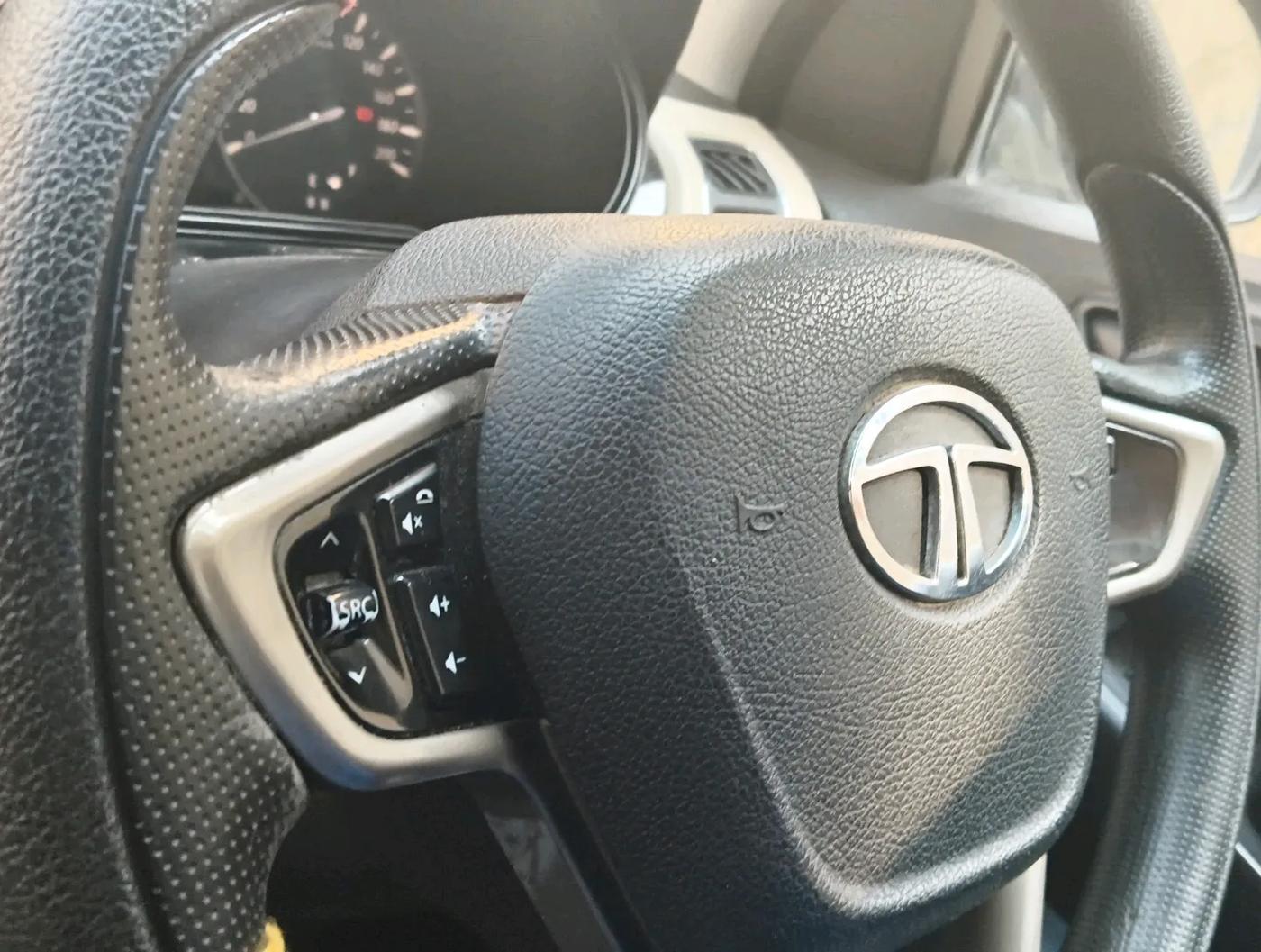 2015 Tata Zest XM PETROL, Petrol, Manual, 1,56,618 km, interior