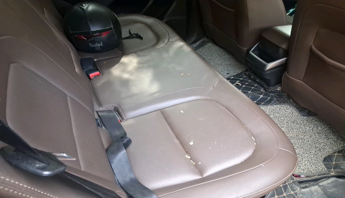 2019 Tata Harrier XZ 2.0L, Diesel, Manual, 60,357 km, interior