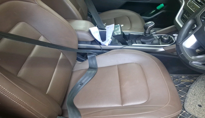 2019 Tata Harrier XZ 2.0L, Diesel, Manual, 60,357 km, interior